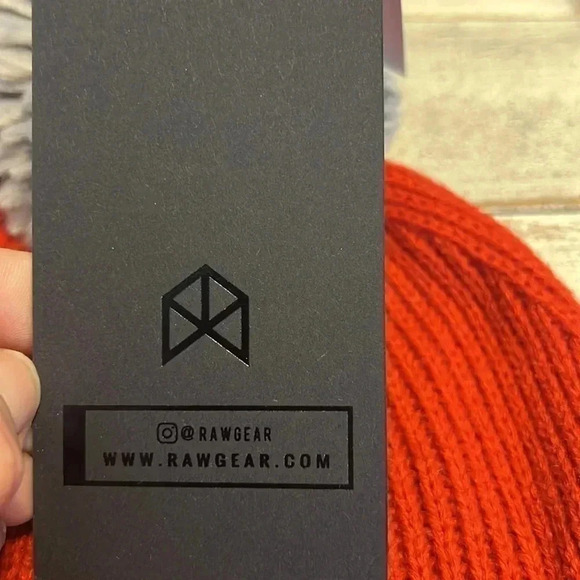 Raw Gear Beanie‎ Red warm winter snow One Size Red Tossel Cap Hat - Picture 4 of 5